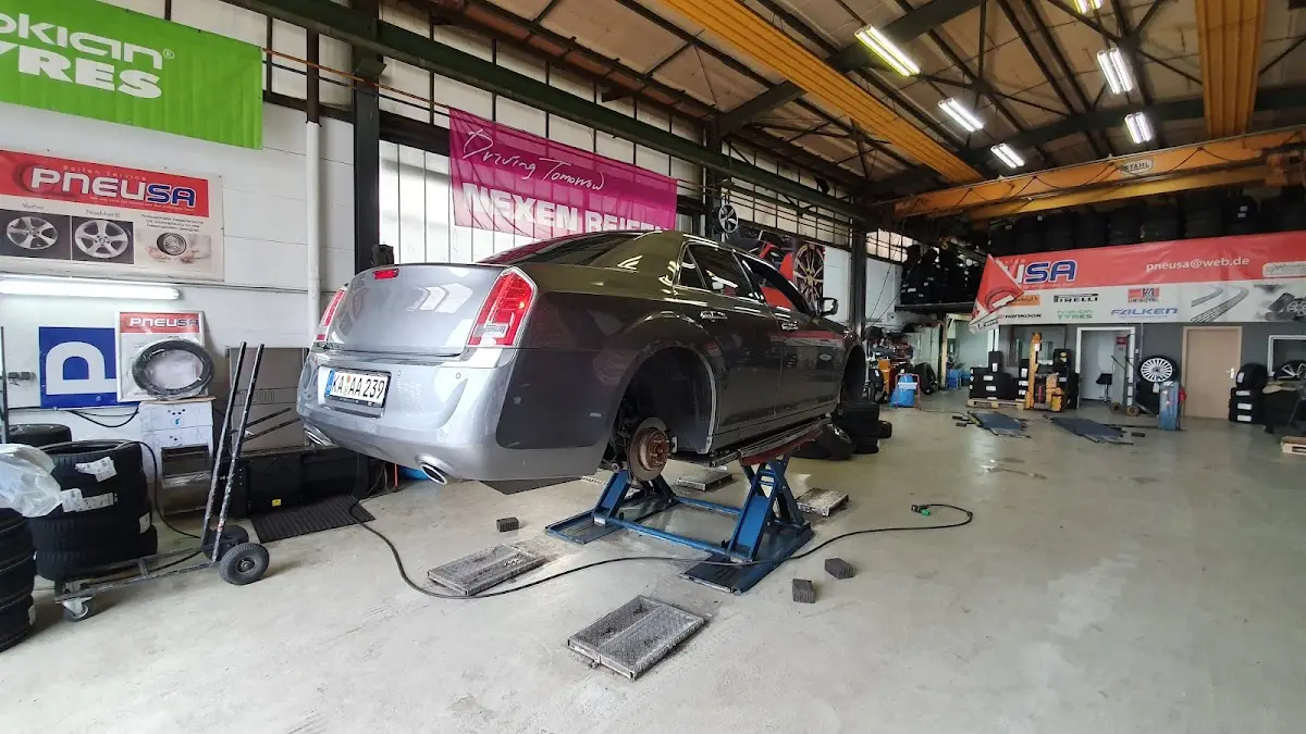 PNEUSA Reifen Service
