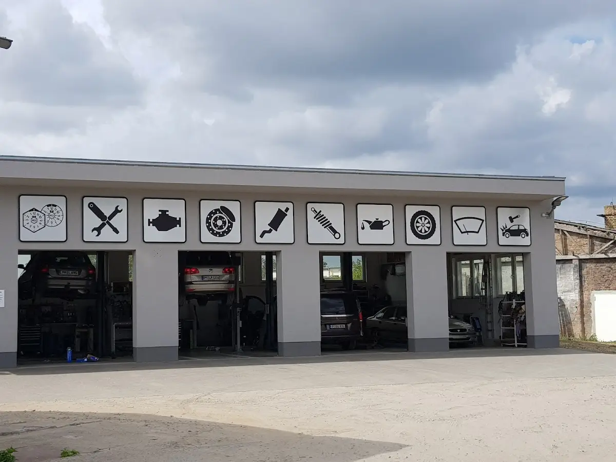 Karosserie Instandsetzungs Team