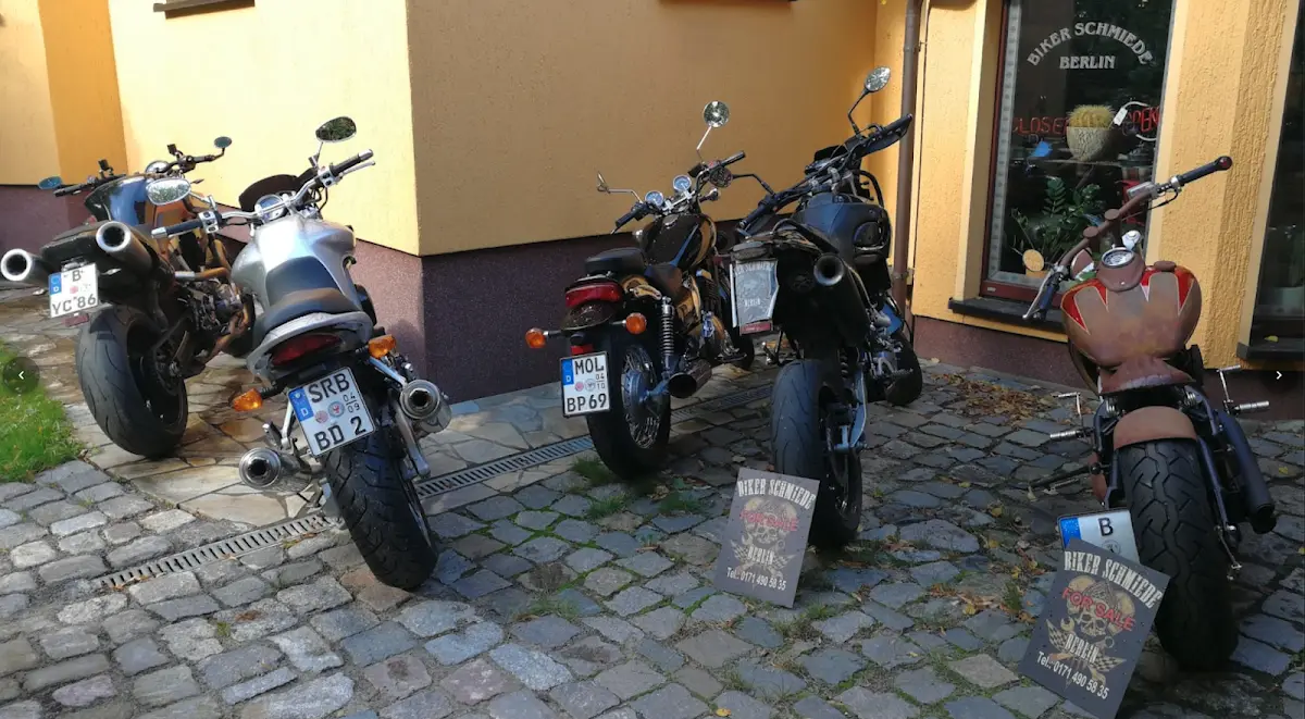 Motorradwerkstatt die Dennewitzer