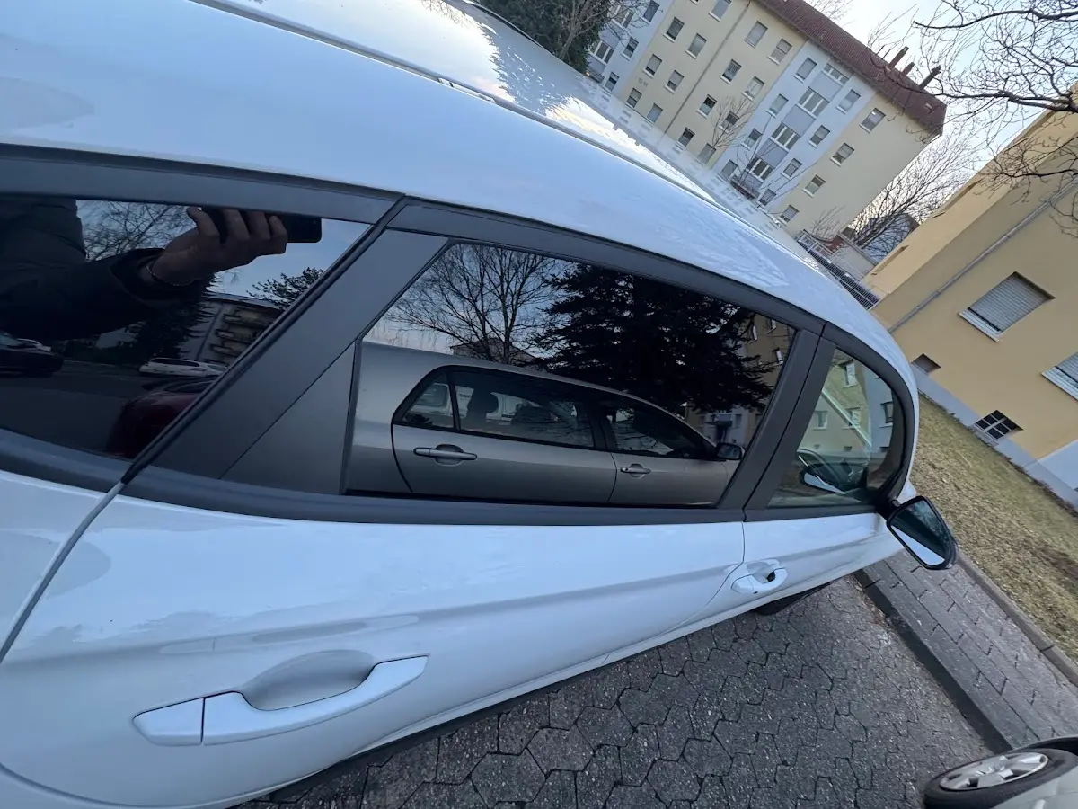 Autoglas Meisterbetrieb