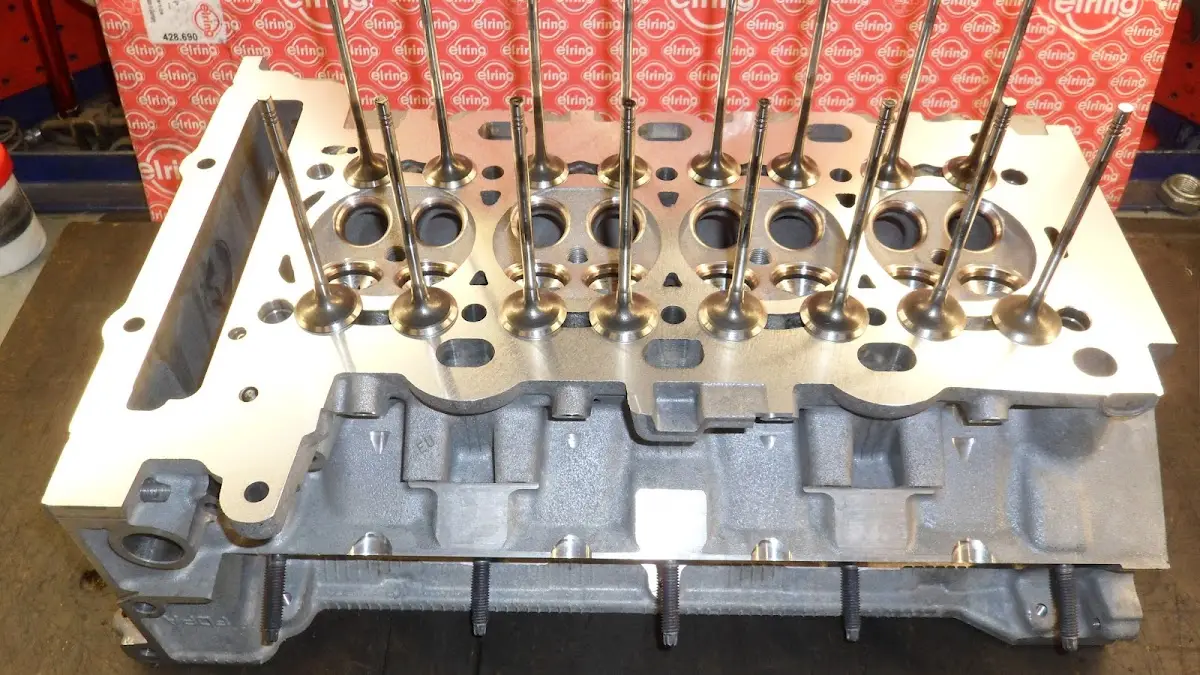 Motorinstandsetzung & KFZ-Werkstatt Salvatore Rinaudo