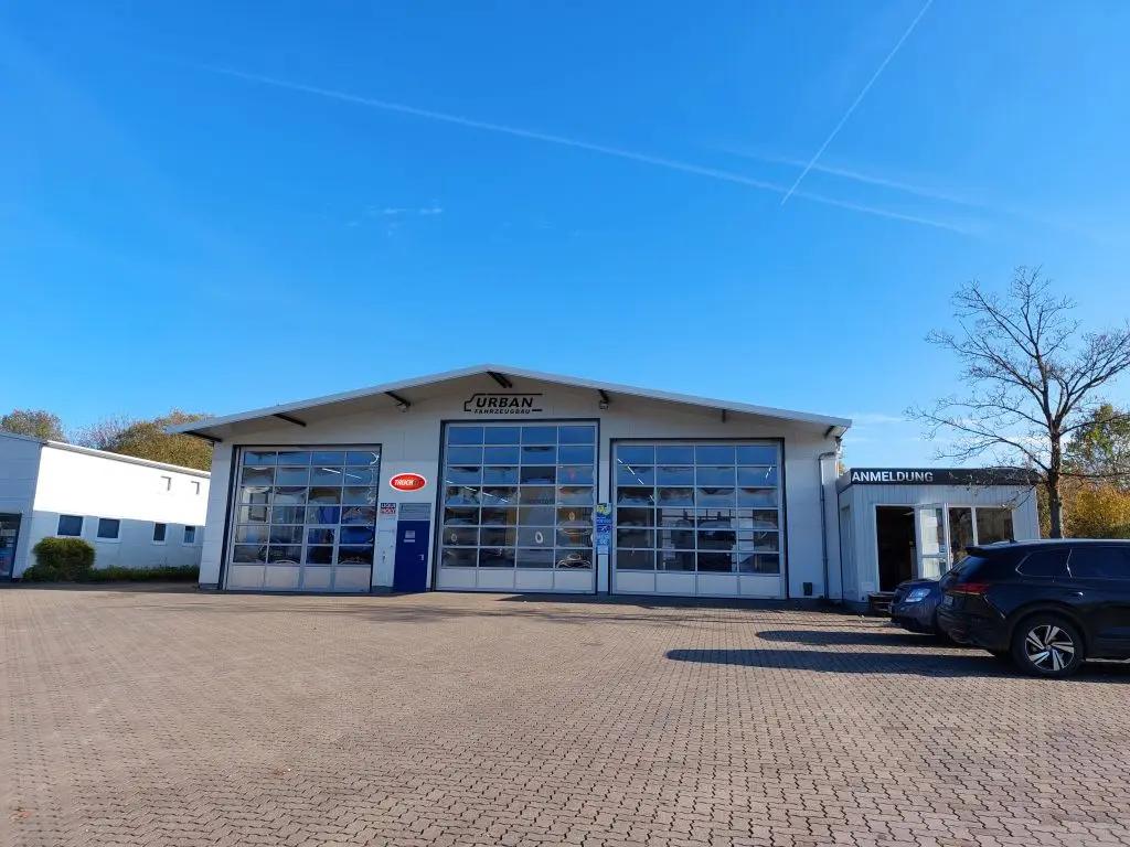 Fahrzeugbau Urban GmbH & Co. KG